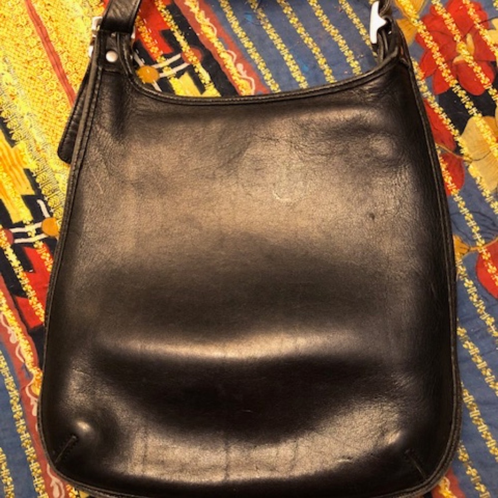 Black vintage Coach crossbody bag - Picture 2 of 11
